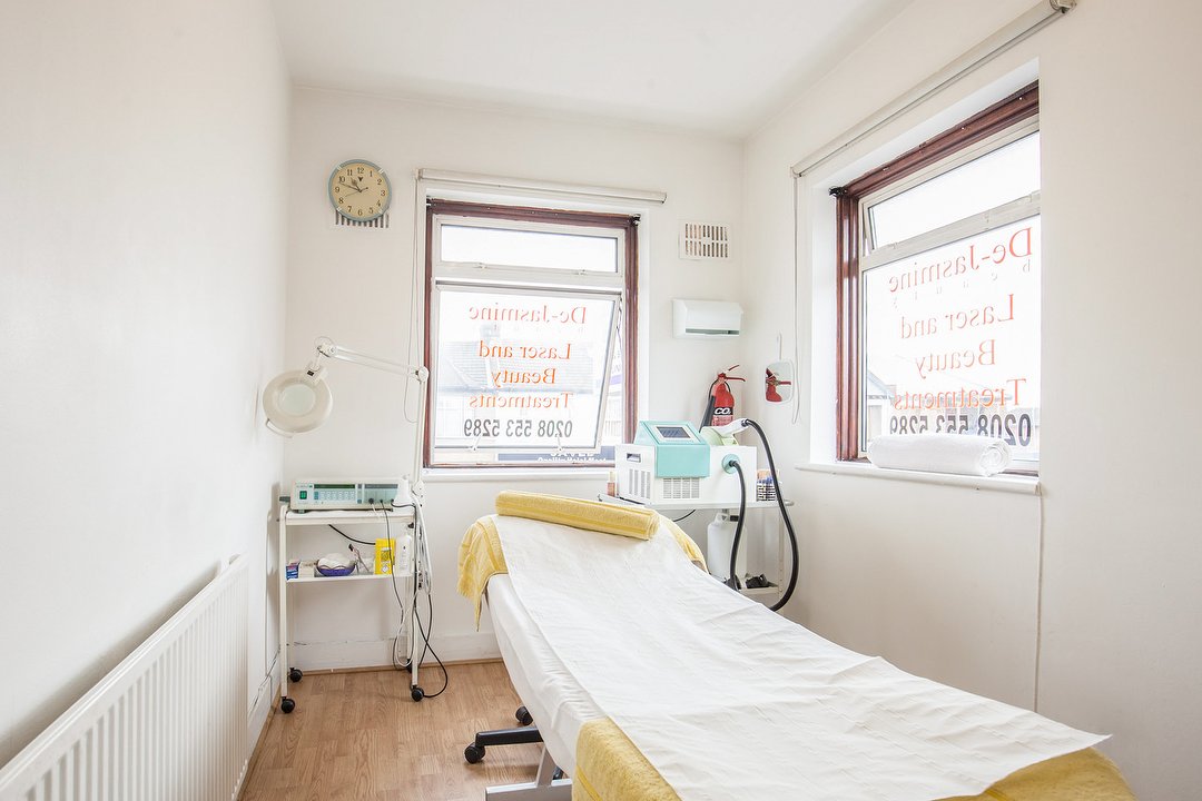 De Jasmine Laser & Beauty, Ilford, London