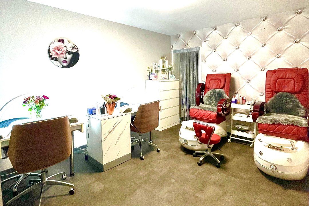 Lifee salon, Innenstadt, Köln