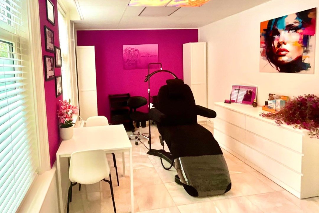 Nbbeautybodyart, Weimarstraat, Den Haag