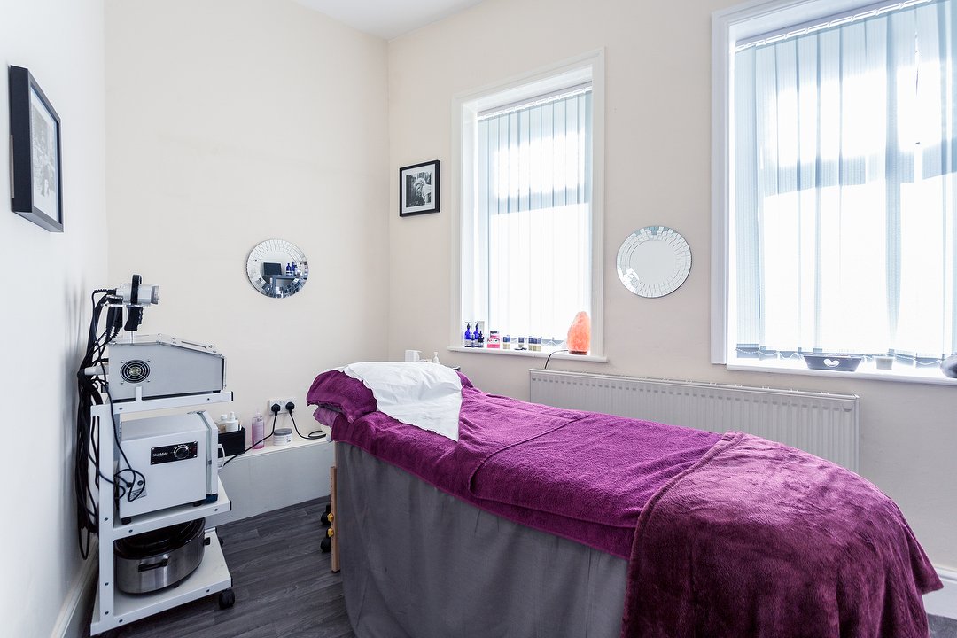 Hidden Gem Aesthetics, Bury Town Centre, Bury