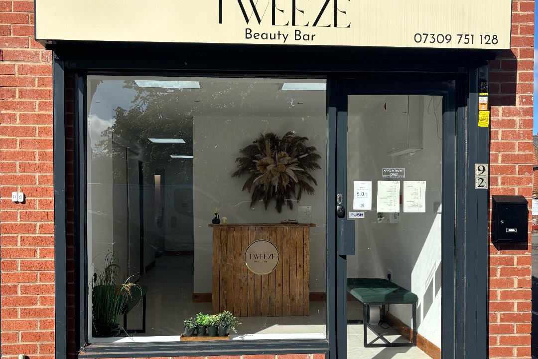 Tweeze Beauty Bar, Selly Oak, Birmingham