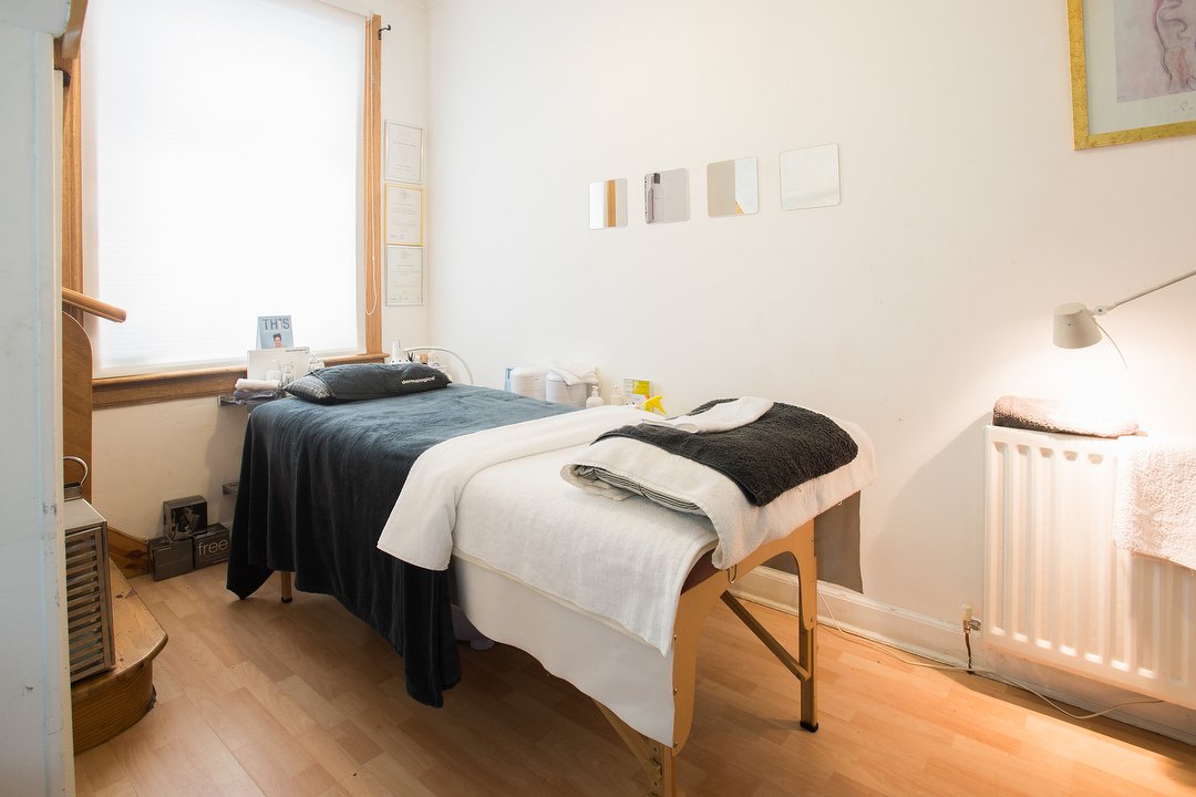 Nat Touch Massage Specialist, Balgreen, Edinburgh