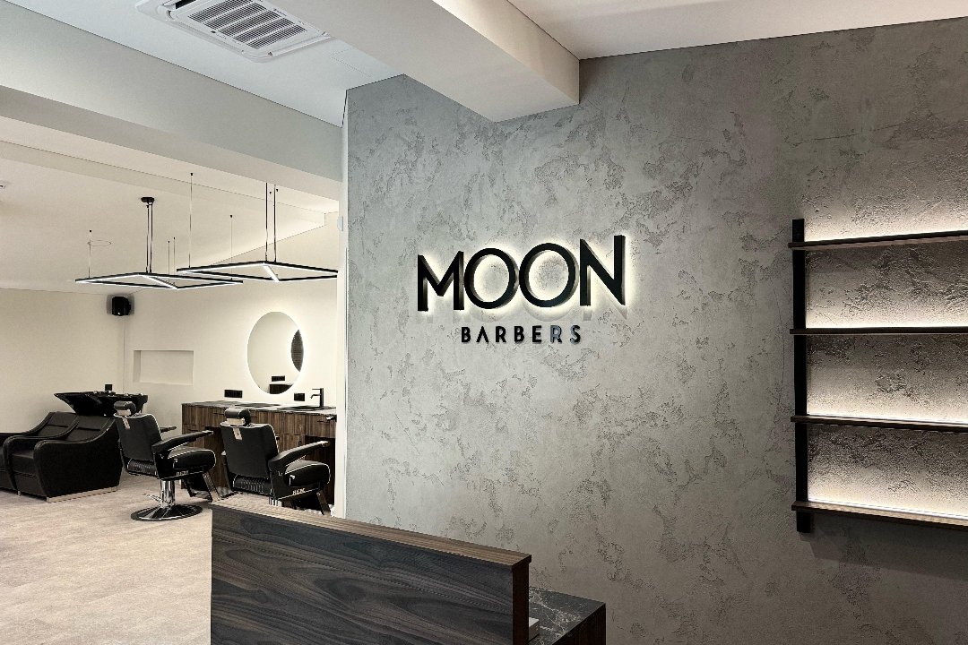 Moon barbers, Aleksotas, Kaunas