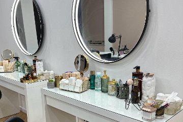 SOUTH NAIL & BEAUTY STUDIO
