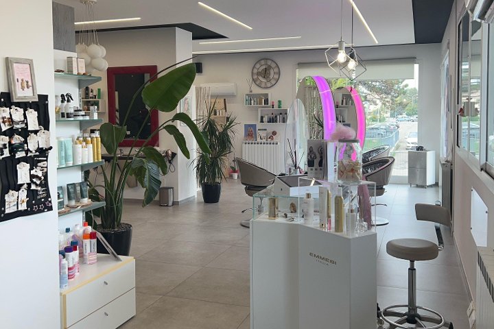 Glamour è - Coiffure Reggio Emilia - Photo de galerie - OneBooking