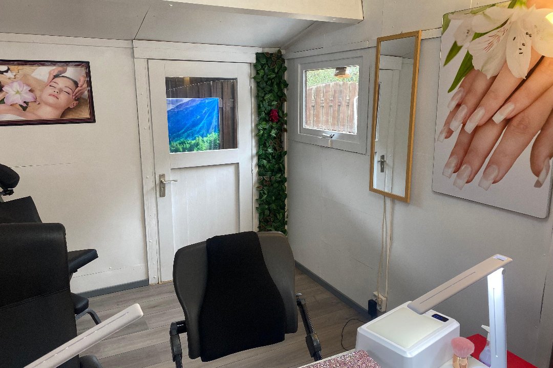 Nails by Le, Zwijndrecht, Zuid-Holland