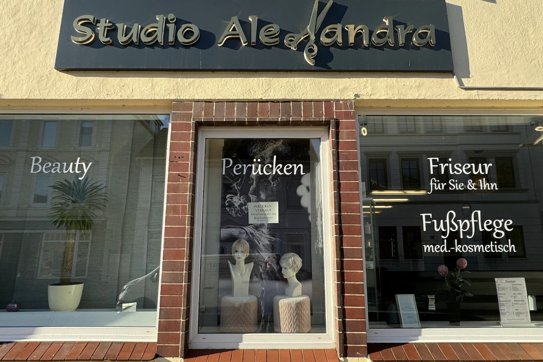 Studio Alexandra - Friseur, Perücken, Kosmetik,Maniküre, City-Center Bergedorf, Hamburg