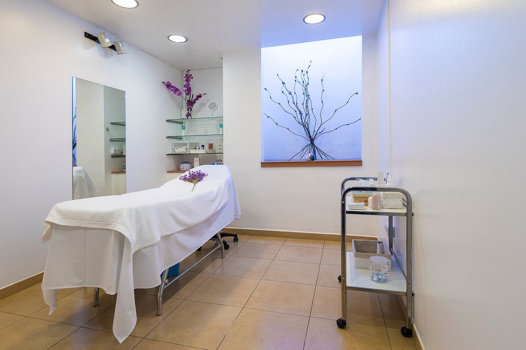 CG Beauty Coach Barcelona, Sant Gervasi-Galvany, Barcelona