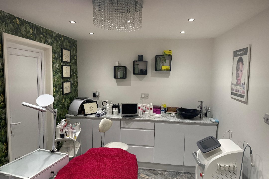 KS Skin Aesthetic & Laser Clinic, Hounslow West, London