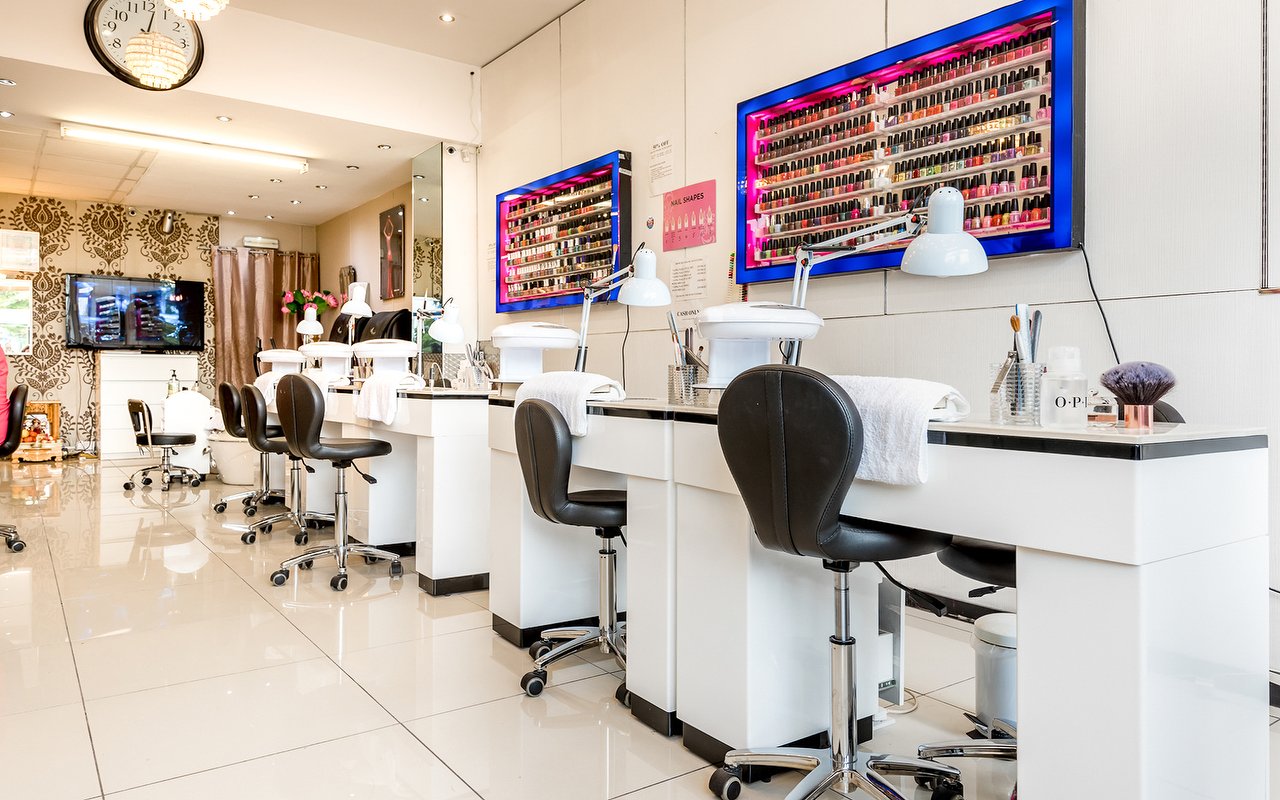 Nail Treatments At Nail Salons And Nail Bars In Leeds City