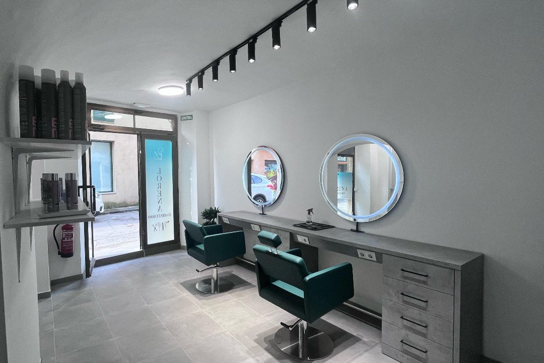 Lorena Hairstudio, Banyoles, Provincia de Girona