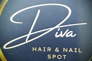 Diva hair & Nail spot