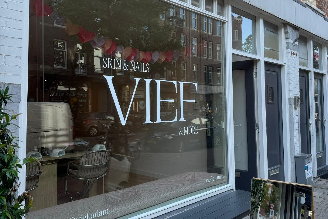 Salon VIEF, Jan Pieter Heijestraat, Amsterdam