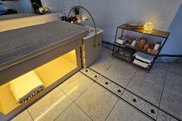STUDIO 84 COIFFURE / HEAD SPA