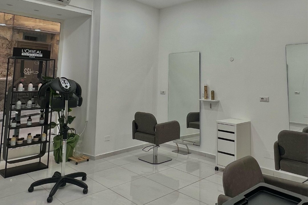 Fabio Marigliano Hair Salon, Chiaia, Napoli