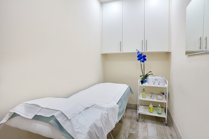 Nu Wave Laser Clinic - Épilation Ealing Broadway - Photo de galerie - OneBooking