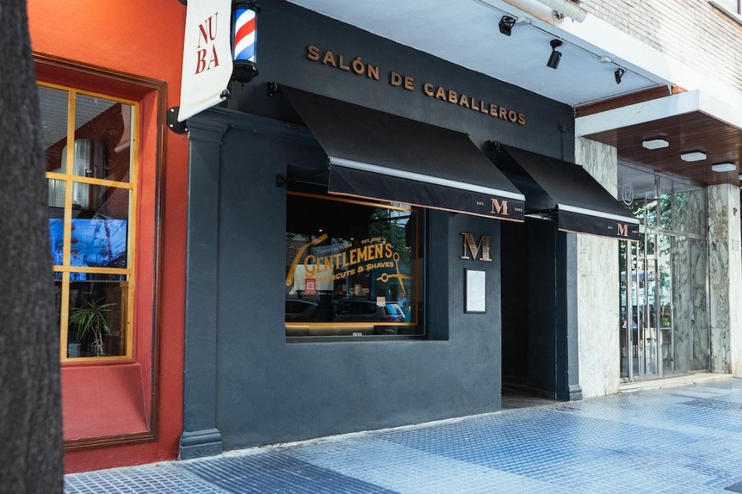 M Salón de Caballeros, Málaga