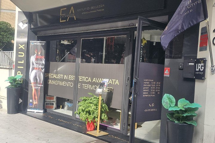 Exclusive di Enrica e Annalisa - Onglerie Roma - Photo de galerie - OneBooking