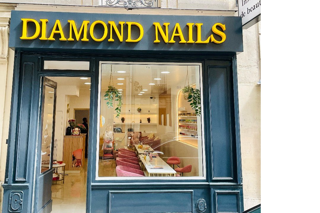 Diamond Nails, Boulevard Saint-Marcel, Paris