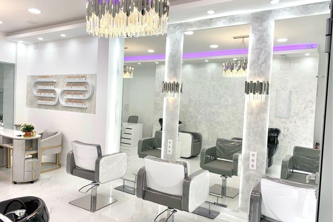 Arevik Beauty Academy, L'Hospitalet de Llobregat, Provincia de Barcelona