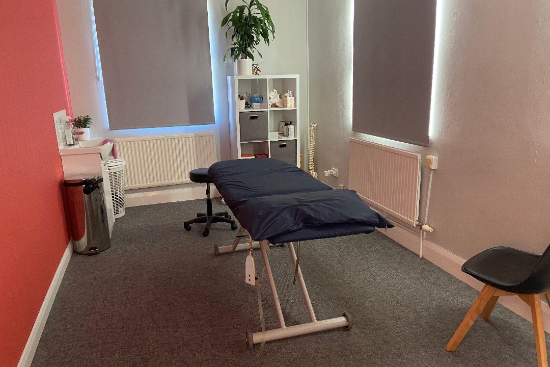Fixology, Leeds, Shaftesbury Avenue - Leeds, Leeds