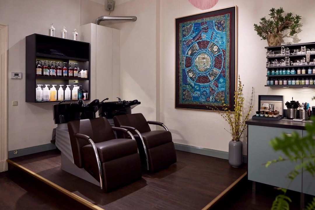 Essence hair, Schöneberg, Berlin