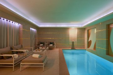 Spa Le Burgundy by Sothys