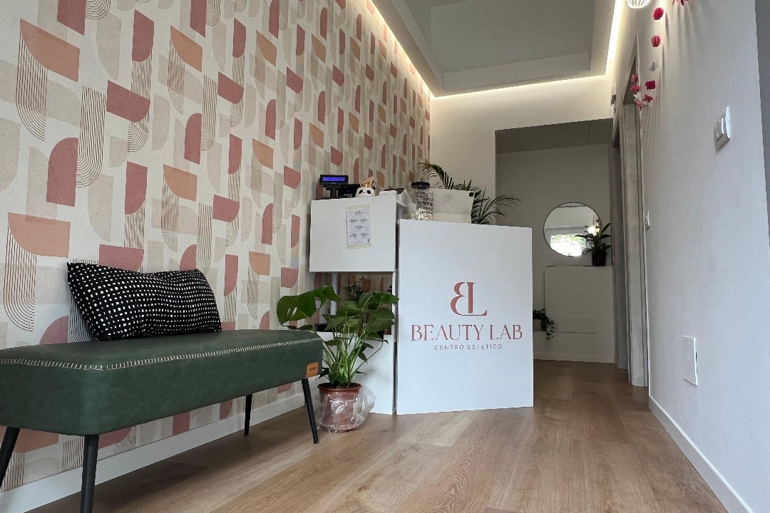 Beauty Lab, Accursio, Milano