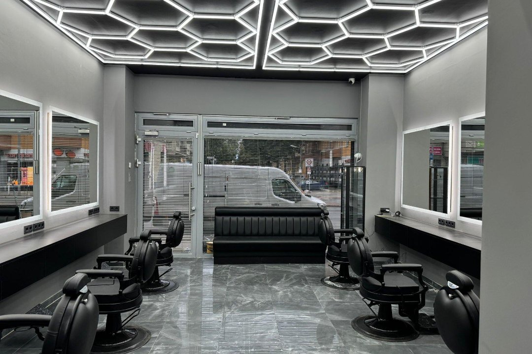 The Lions Herrenfriseur, Spandau, Berlin