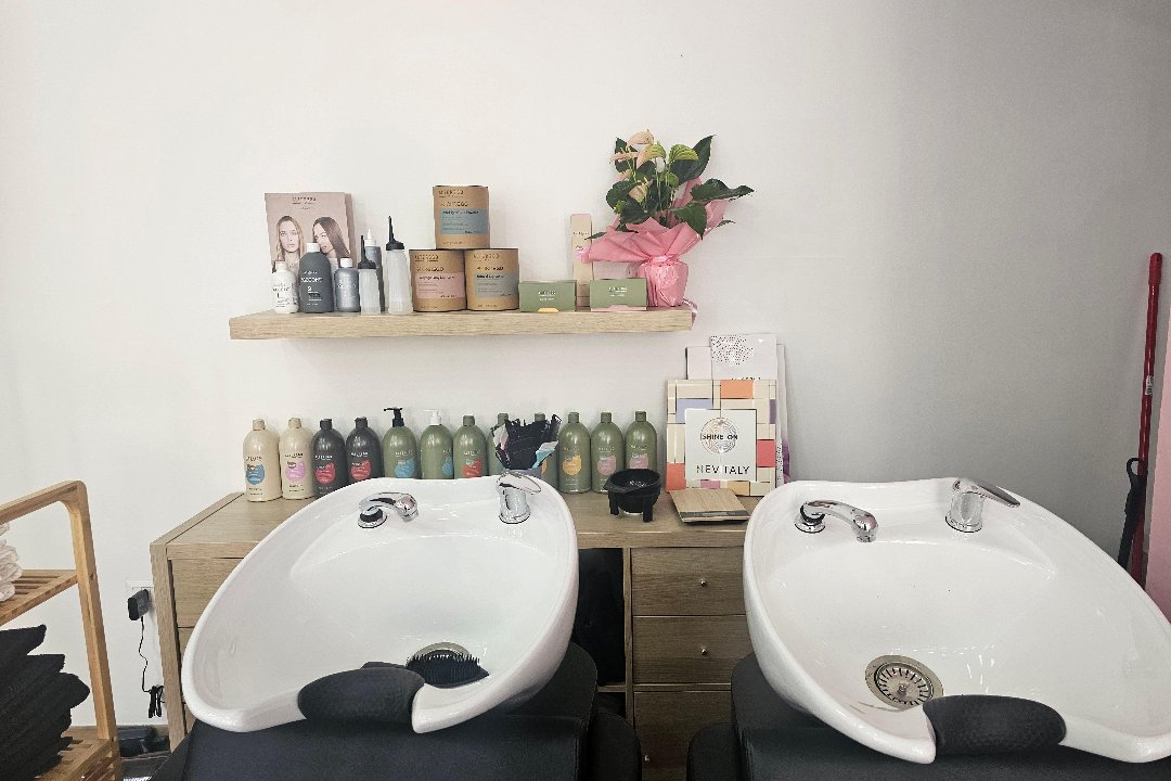 Theia HairSalon, Centocelle, Roma