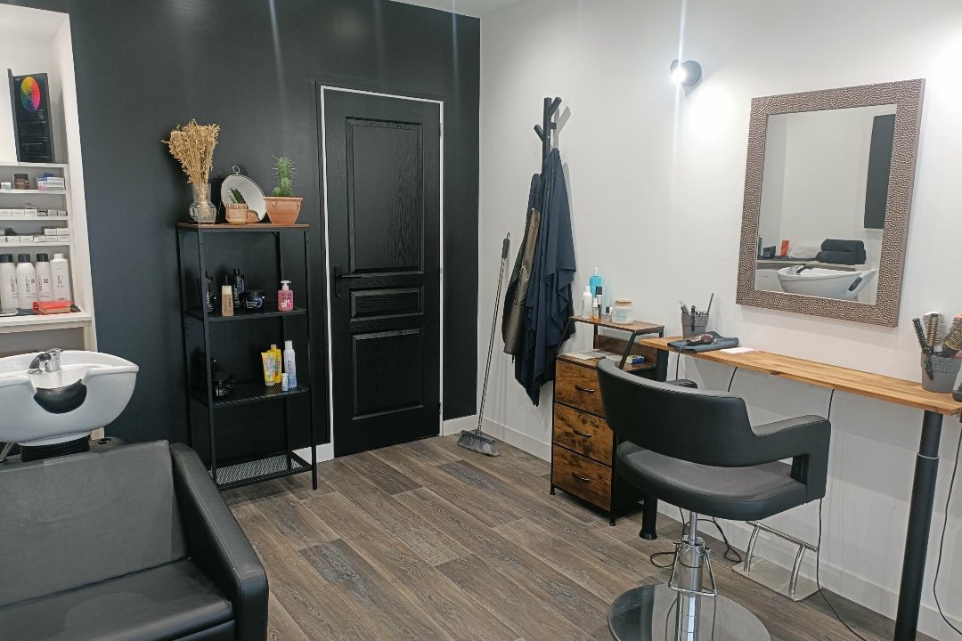 chez Steph coiffure, Savigny-le-Temple, Seine-et-Marne