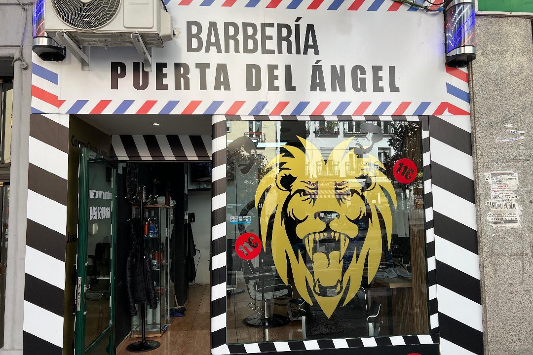 Barberia Puerta de Ángel, Latina, Madrid