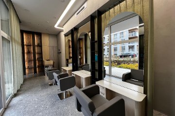 Nikė Barzdukaitė - "After hours" beauty lounge