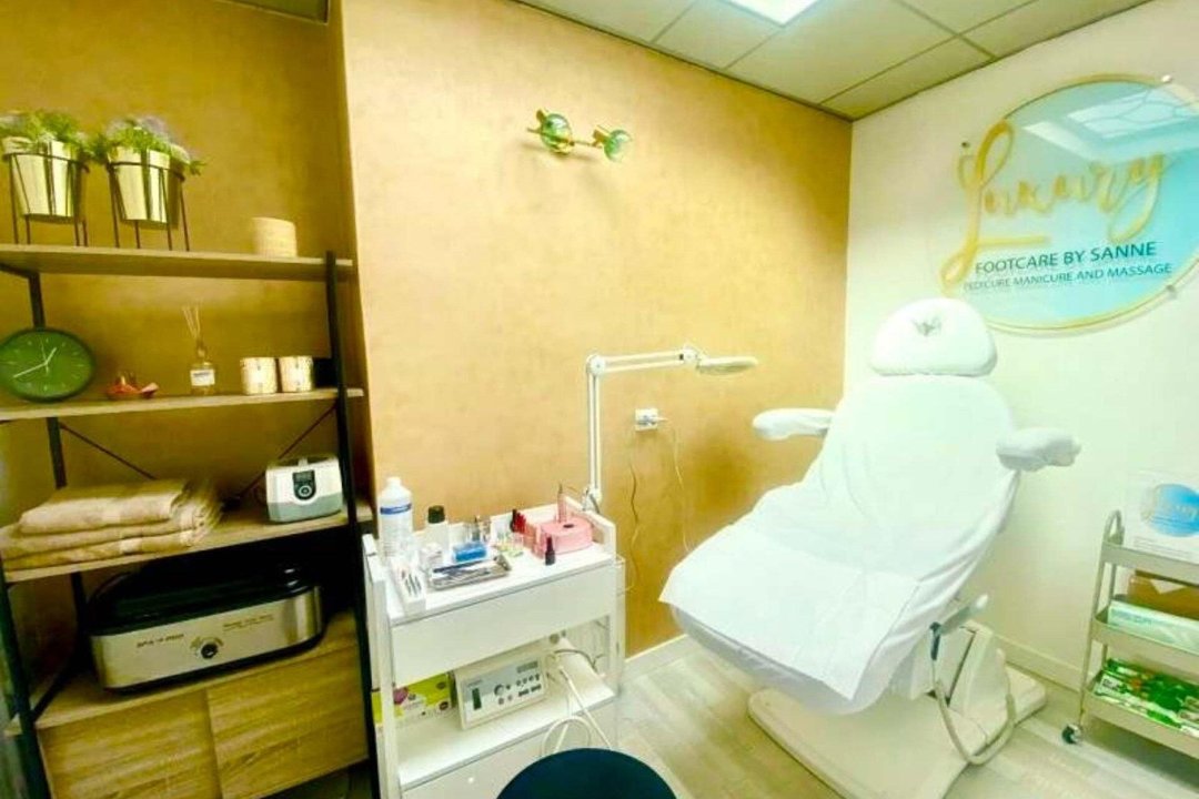 Luxury Care -Tilburg, Hasselt Centrum, Tilburg