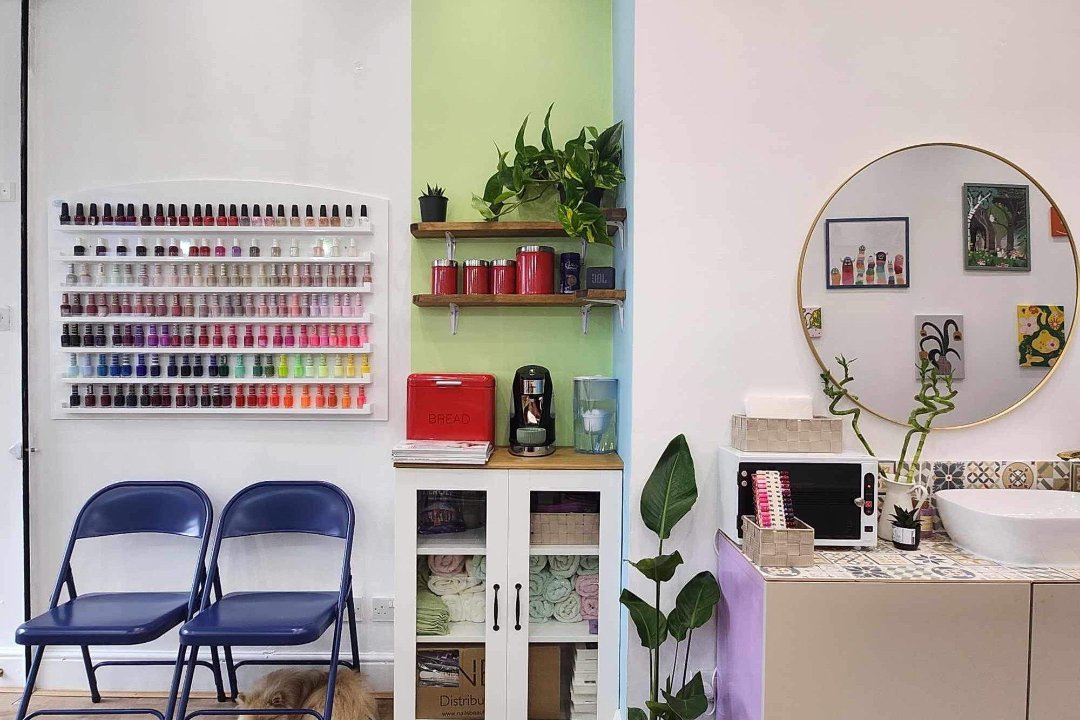 The Nail Garden - Maida Vale, St Johns Wood, London