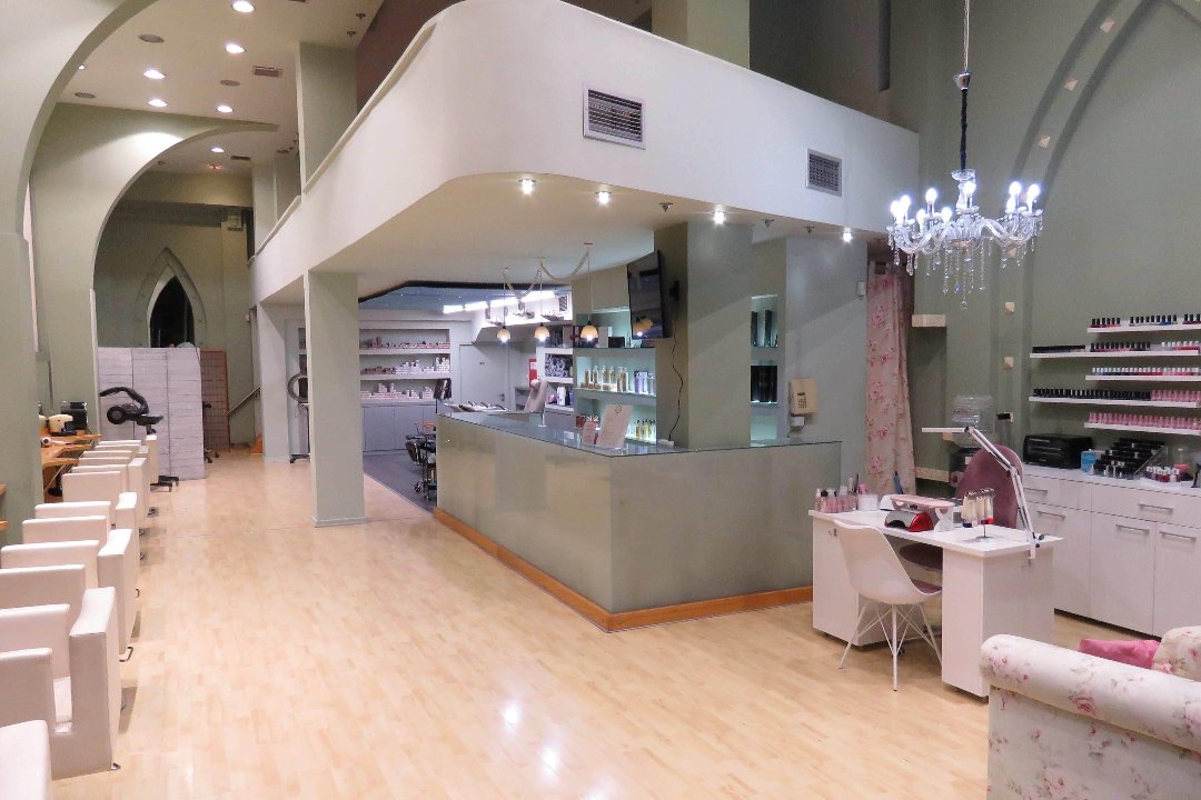 Lucille Coiffure by Magda Kotseta, Marousi, Αττική