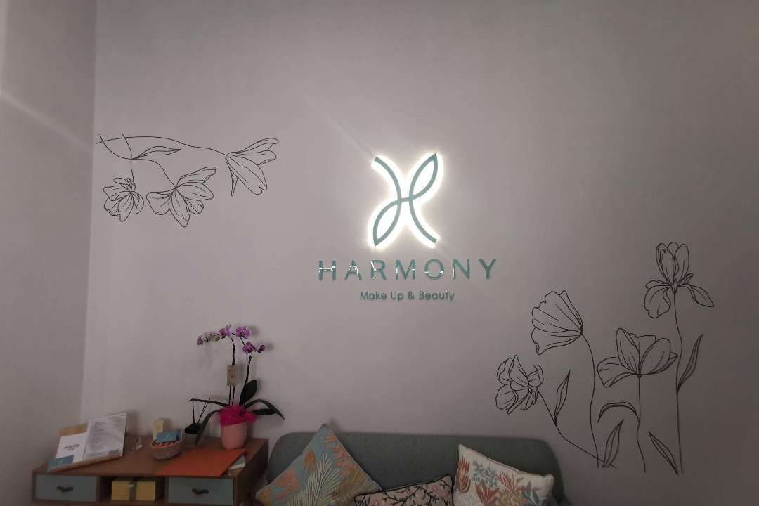 Harmony Make Up & Beauty, Cipro, Roma