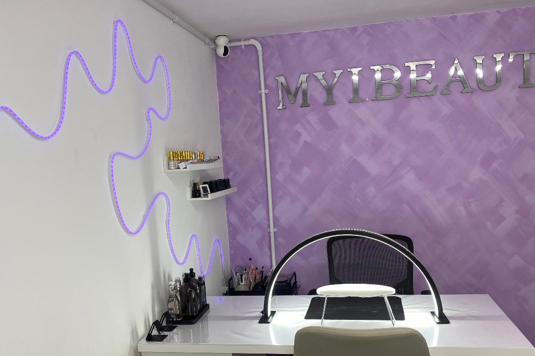 Myi.Beauti, Upper Clapton, London