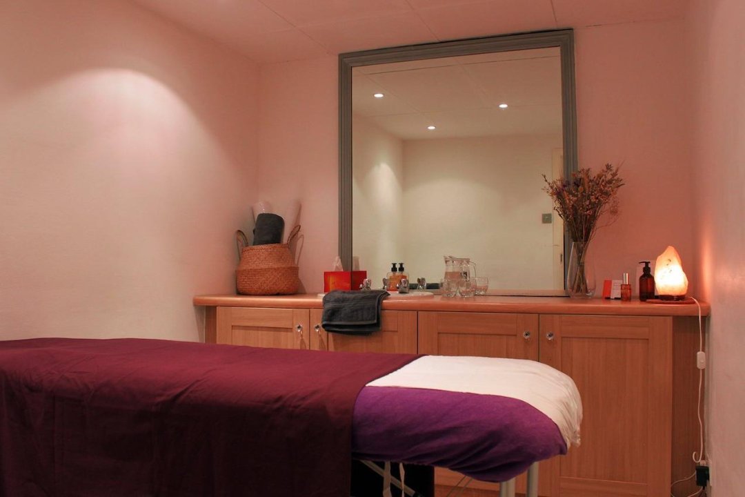 Amber Massage, London