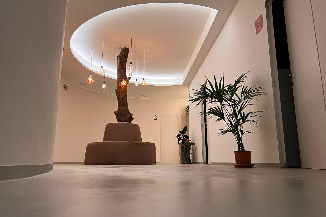 Gravity, Petroselli, Roma