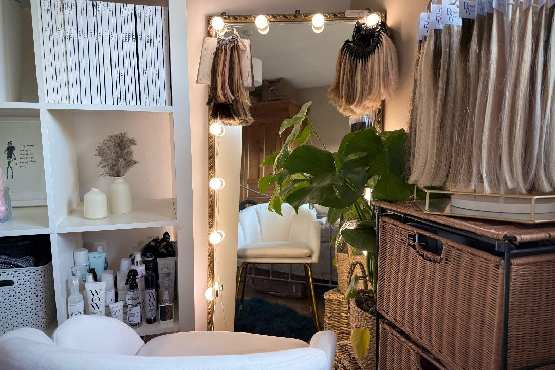 Locklux Boutique Extensions, Chesham, Buckinghamshire