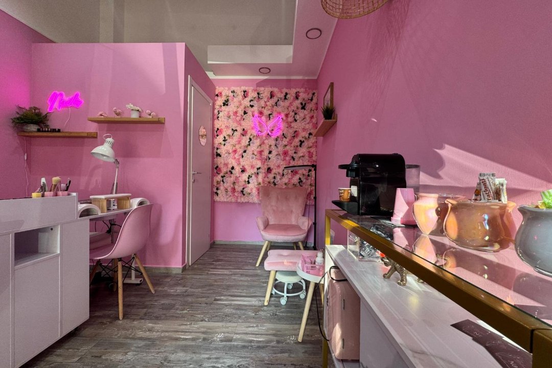Bloom Nail Studio, Testaccio, Roma