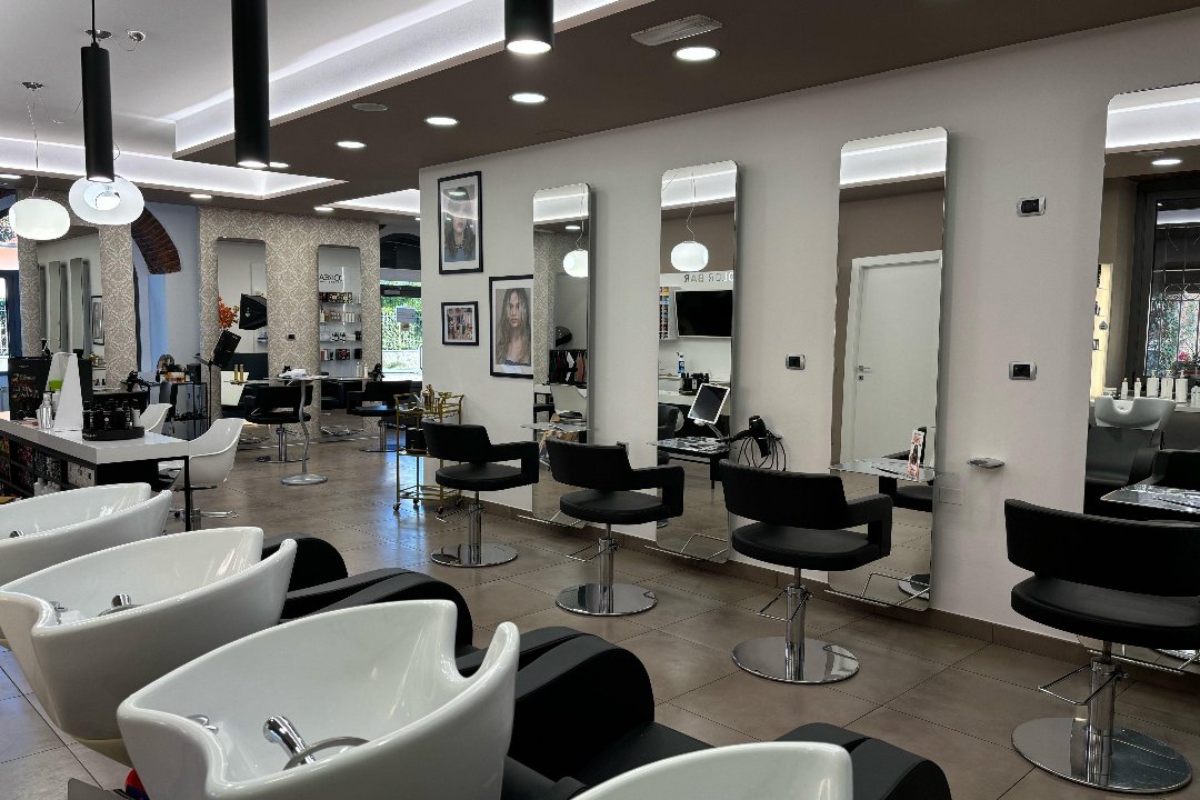 Liberty Compagnia della Bellezza, Varese, Lombardia