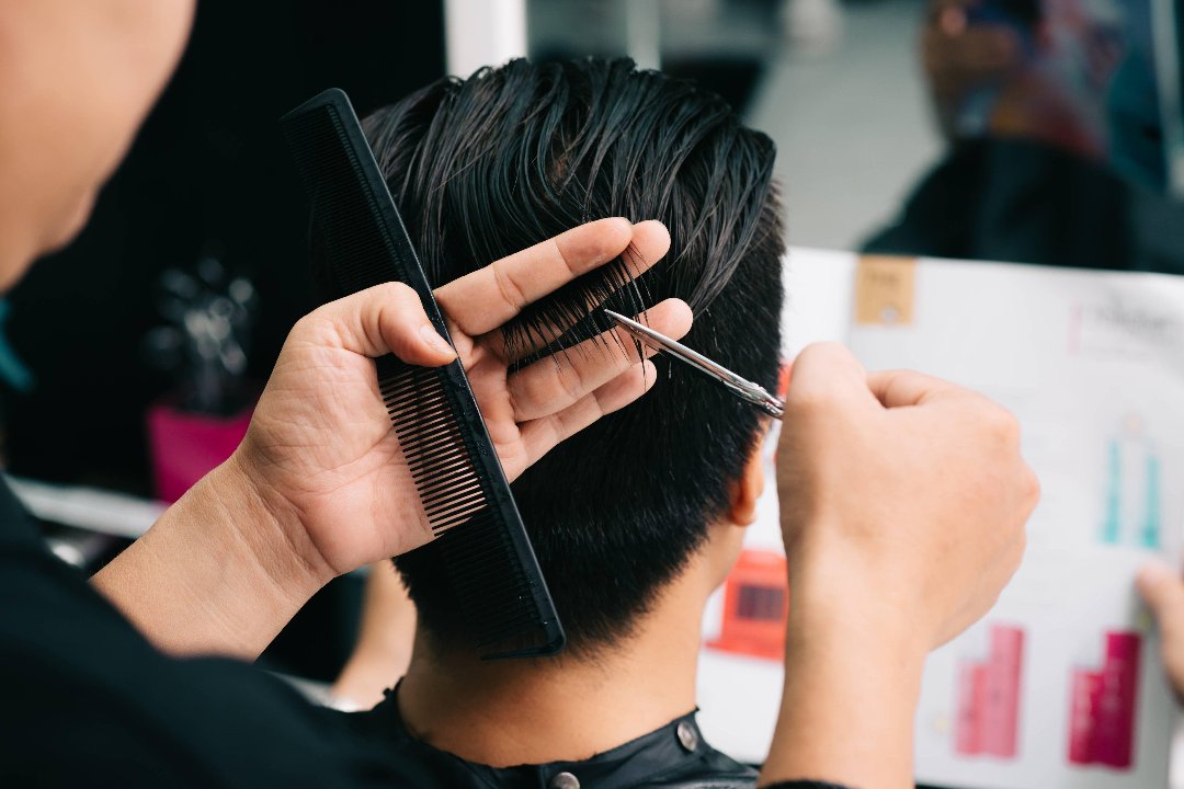cool cuts barber, Chaussée de Wavre - Saint-Julien, Oudergem