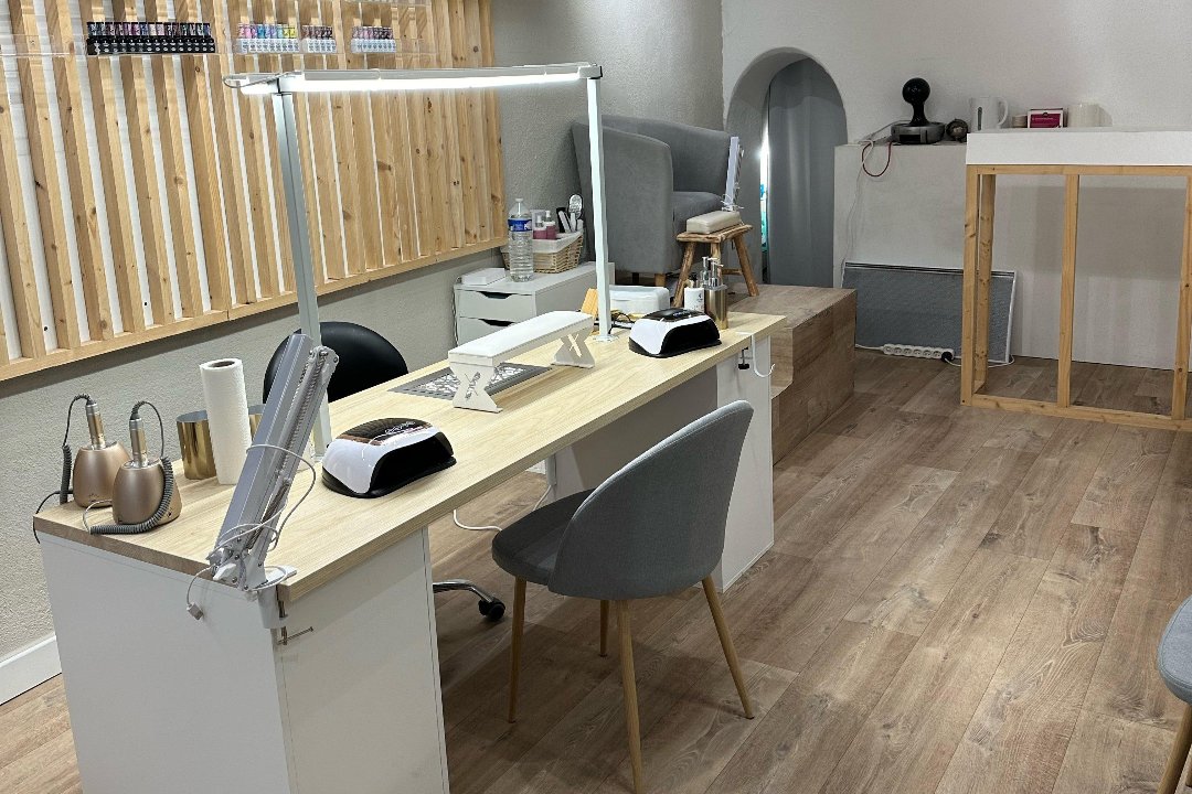 Isolina Beauty & Nails, Aix-en-Provence, Bouches-du-Rhône