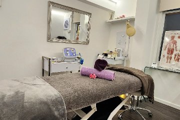 MASSAGE & BEAUTY CHELSEA