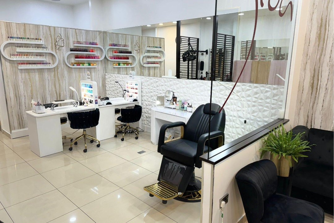 Ziba Nail & Beauty, Barnet, London