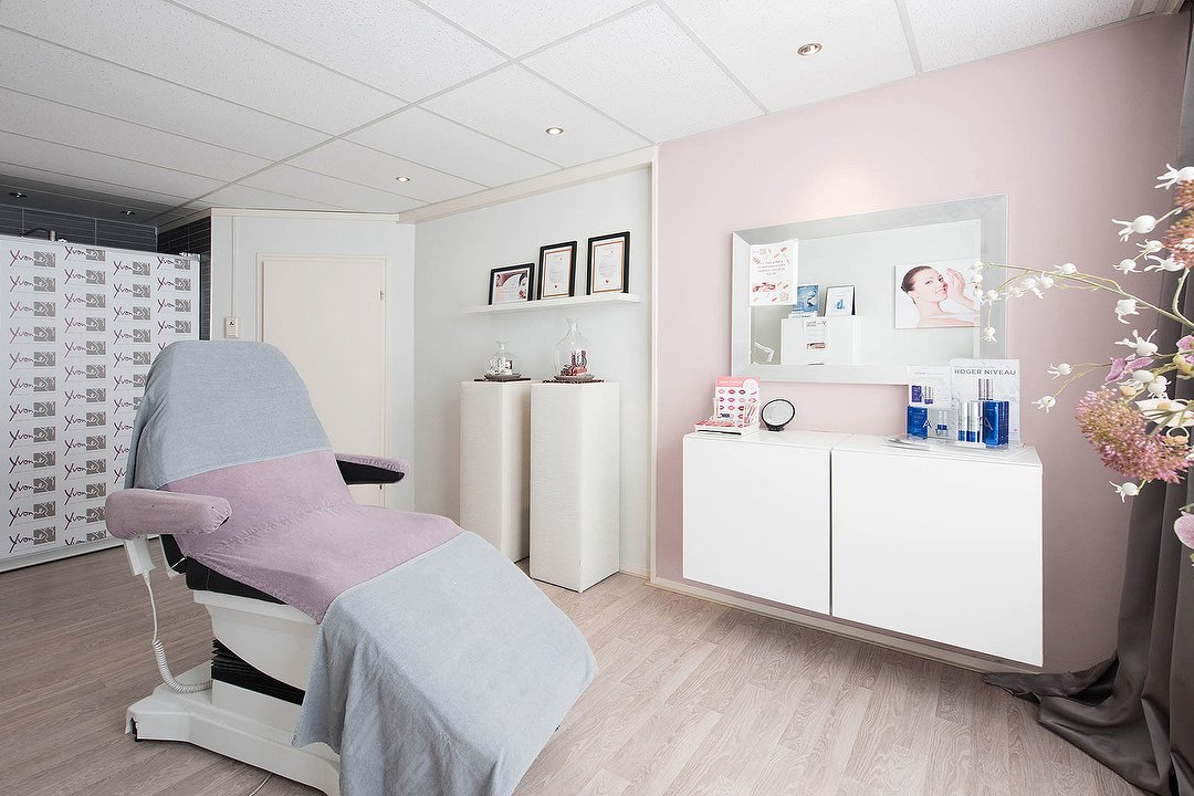 Salon Yvonne, Anjerlaan, Zuid-Holland
