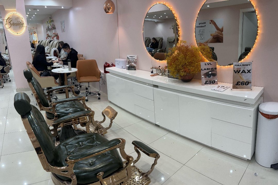 DK Aesthetic & Beauty Clinic, Enfield Chase, London