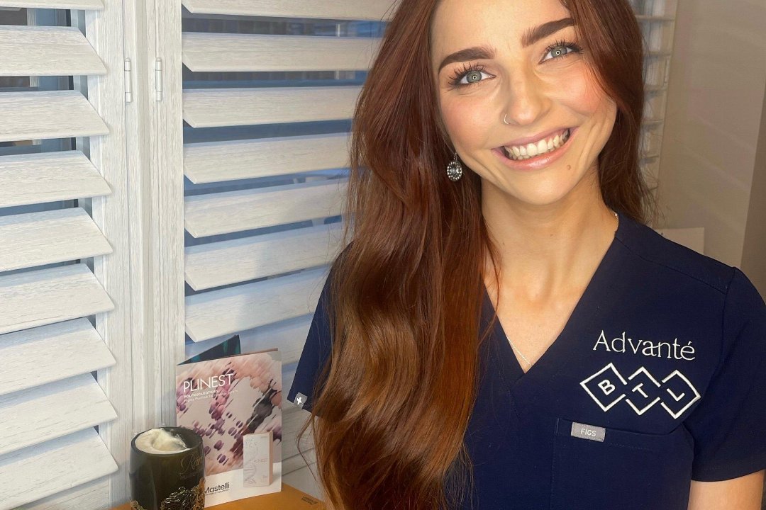 That Hair Place - Lucy Brows SPMU, Heaton Moor, Stockport